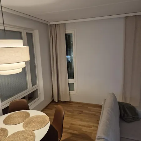 Tyylikaes Ja Kodikas Kaksio Palveluiden Laehellae